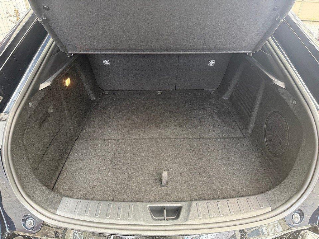 Mazda 6e