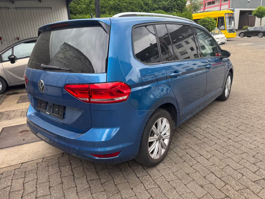 Volkswagen Touran