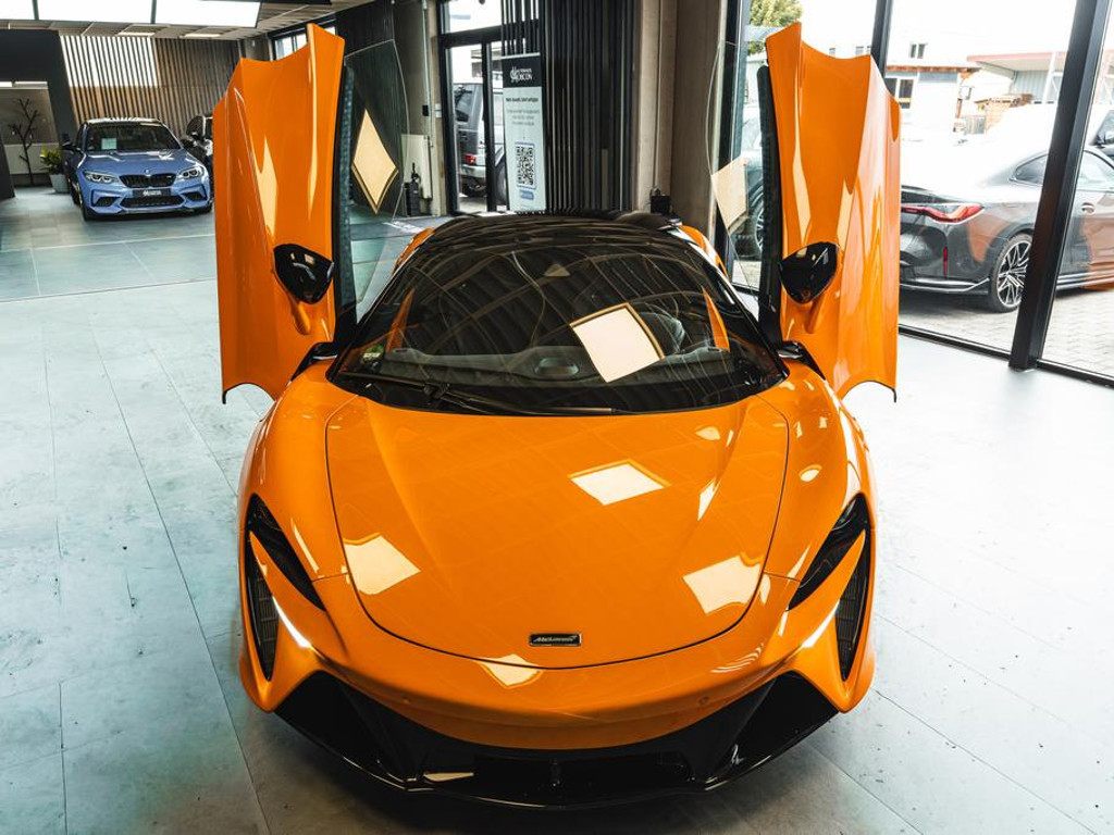 McLaren Artura