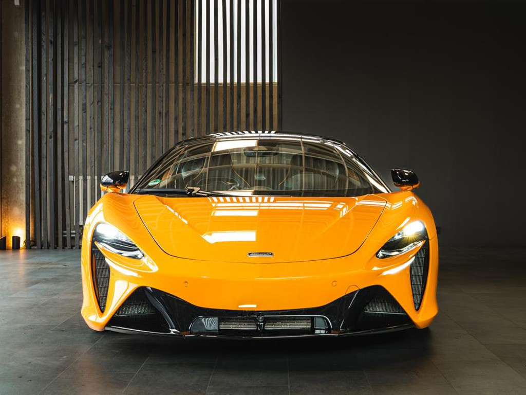 McLaren Artura