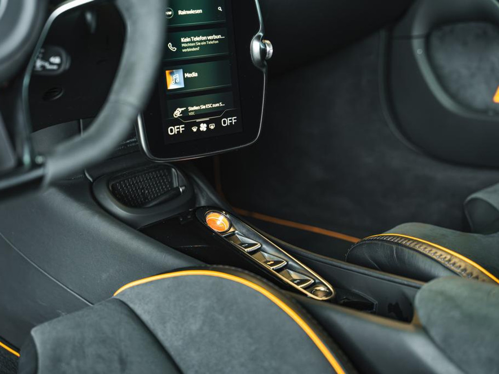 McLaren Artura