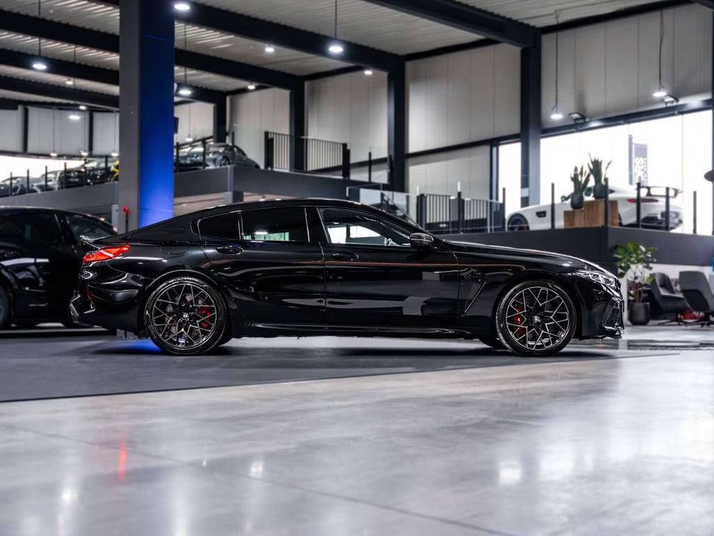 BMW M8