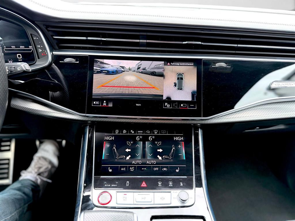Audi RS Q8