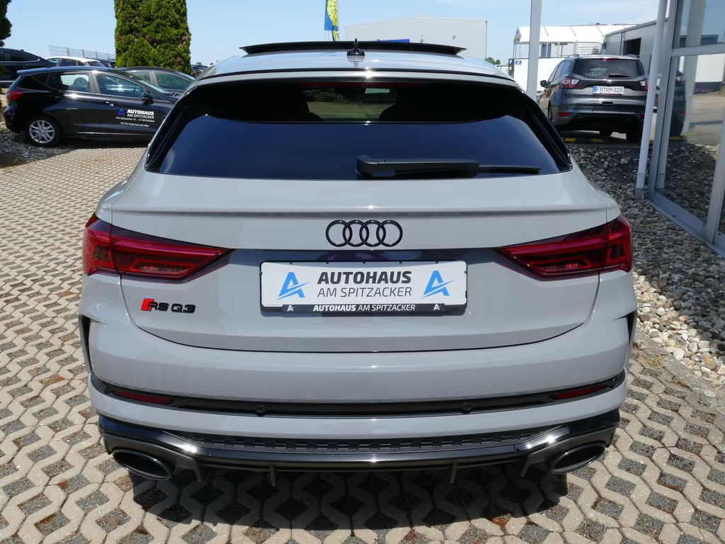 Audi RS Q3
