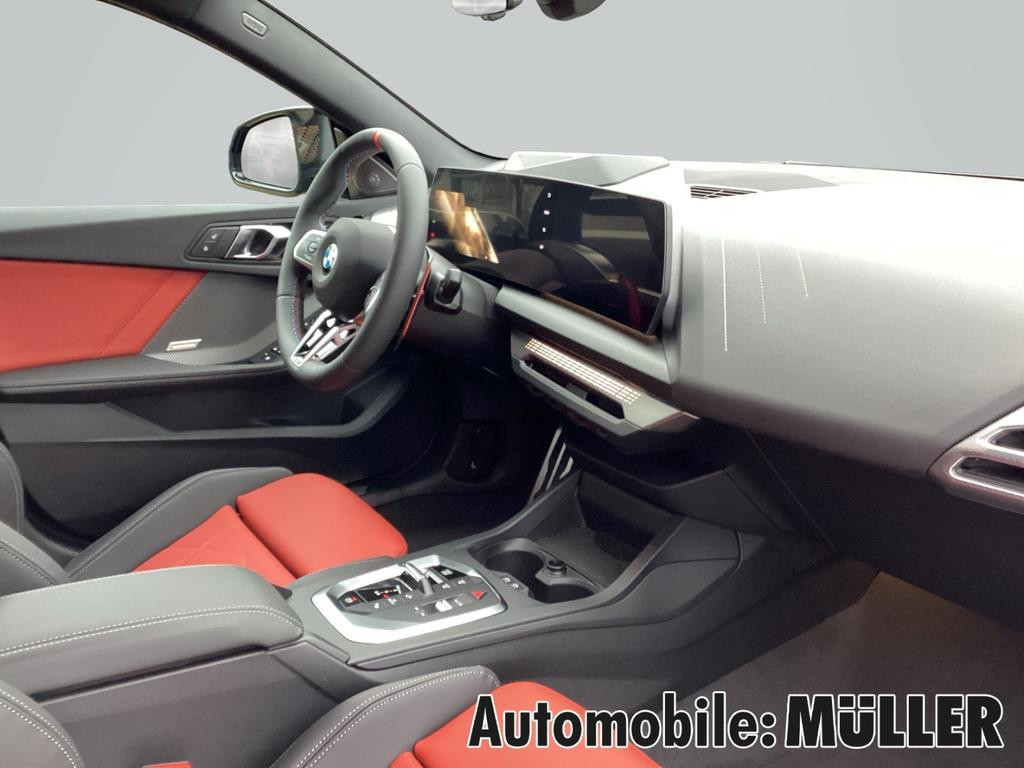 BMW M235