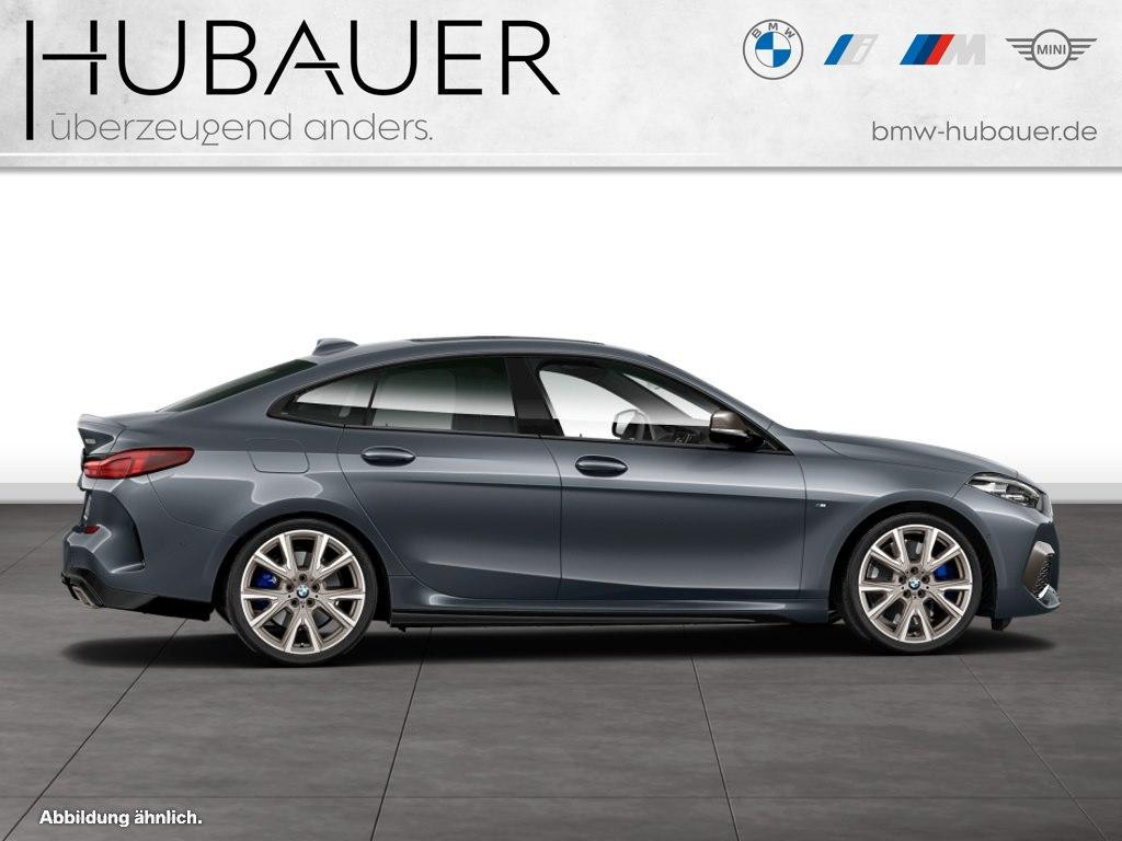 BMW M235
