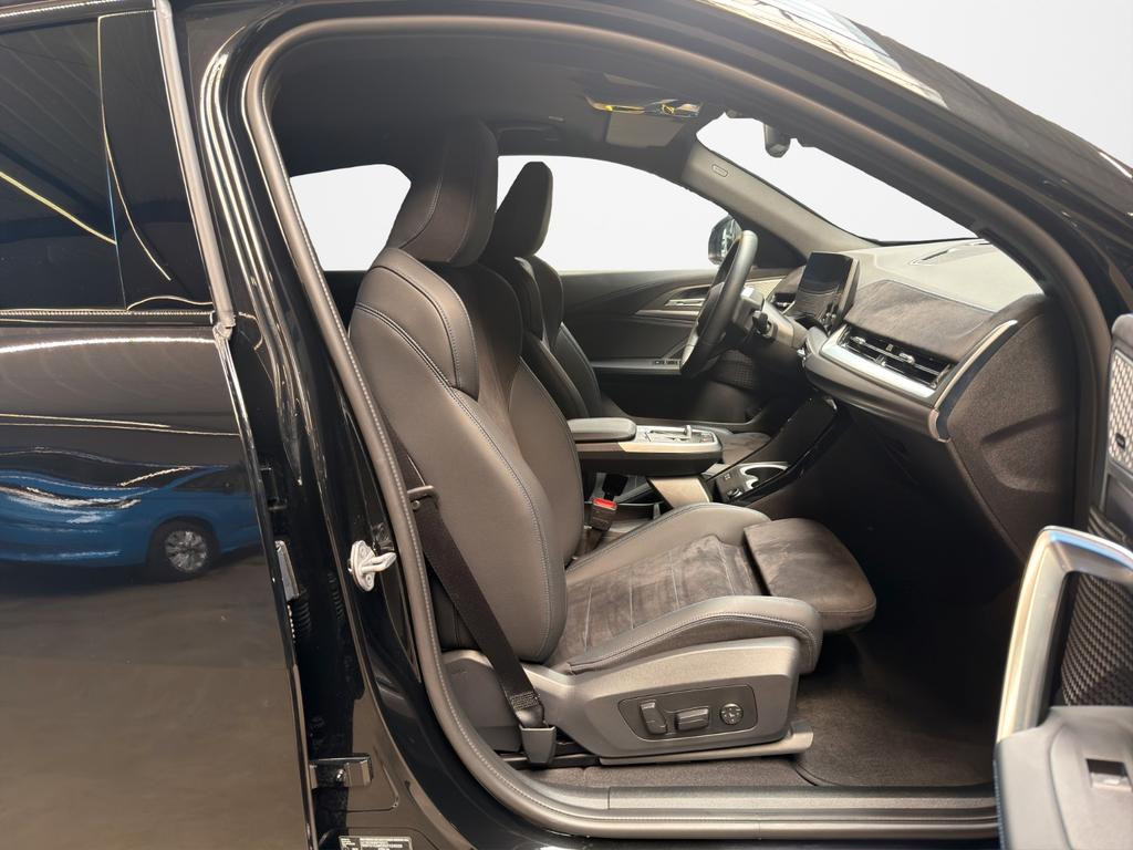 BMW iX2