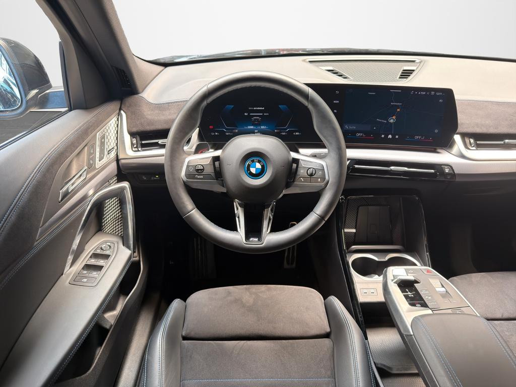BMW iX2