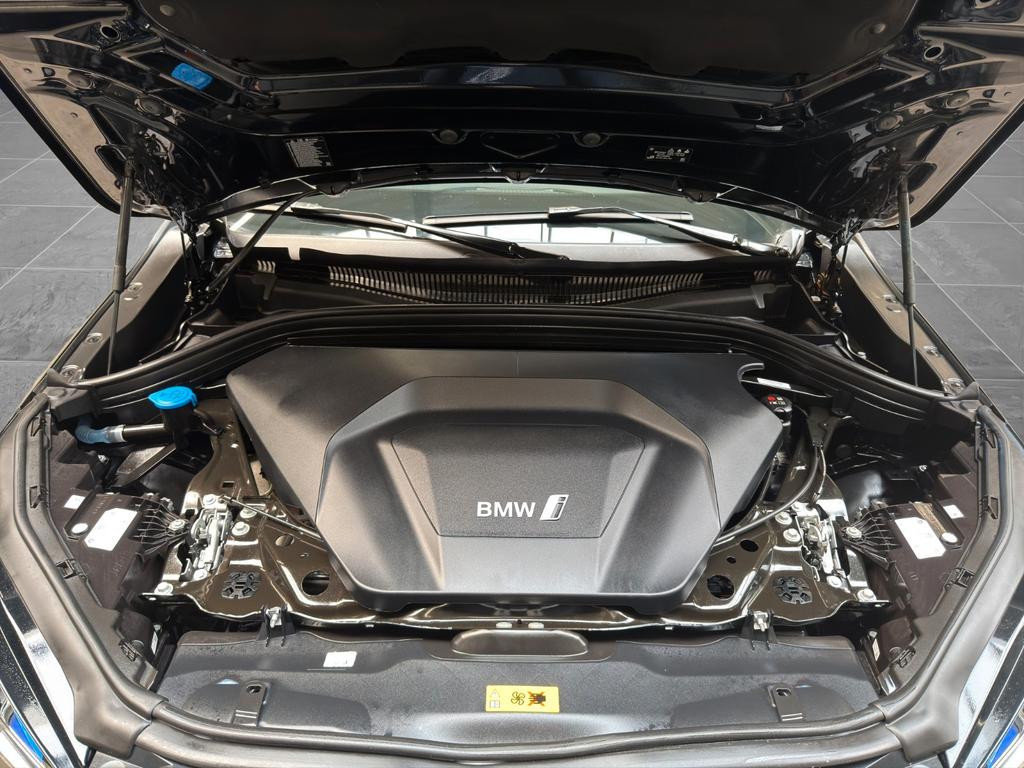 BMW iX2