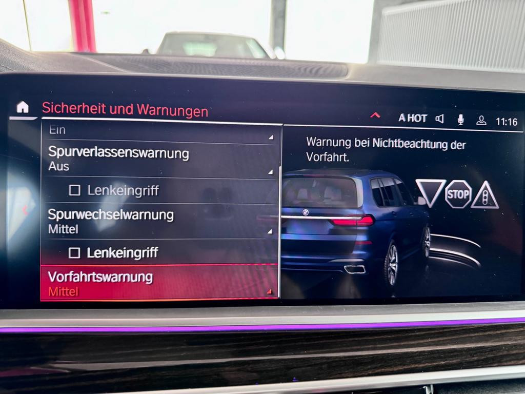 BMW X7