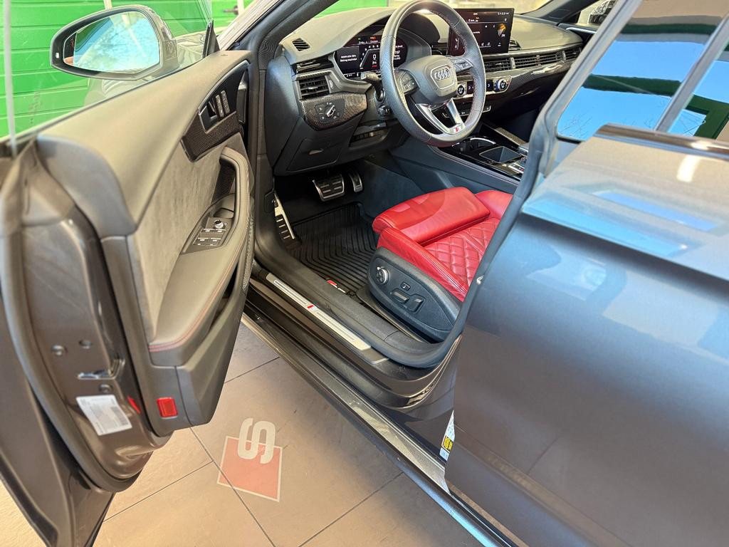 Audi S5