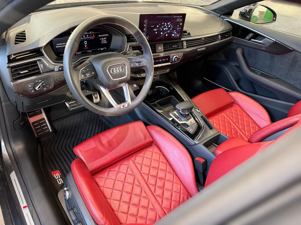 Audi S5