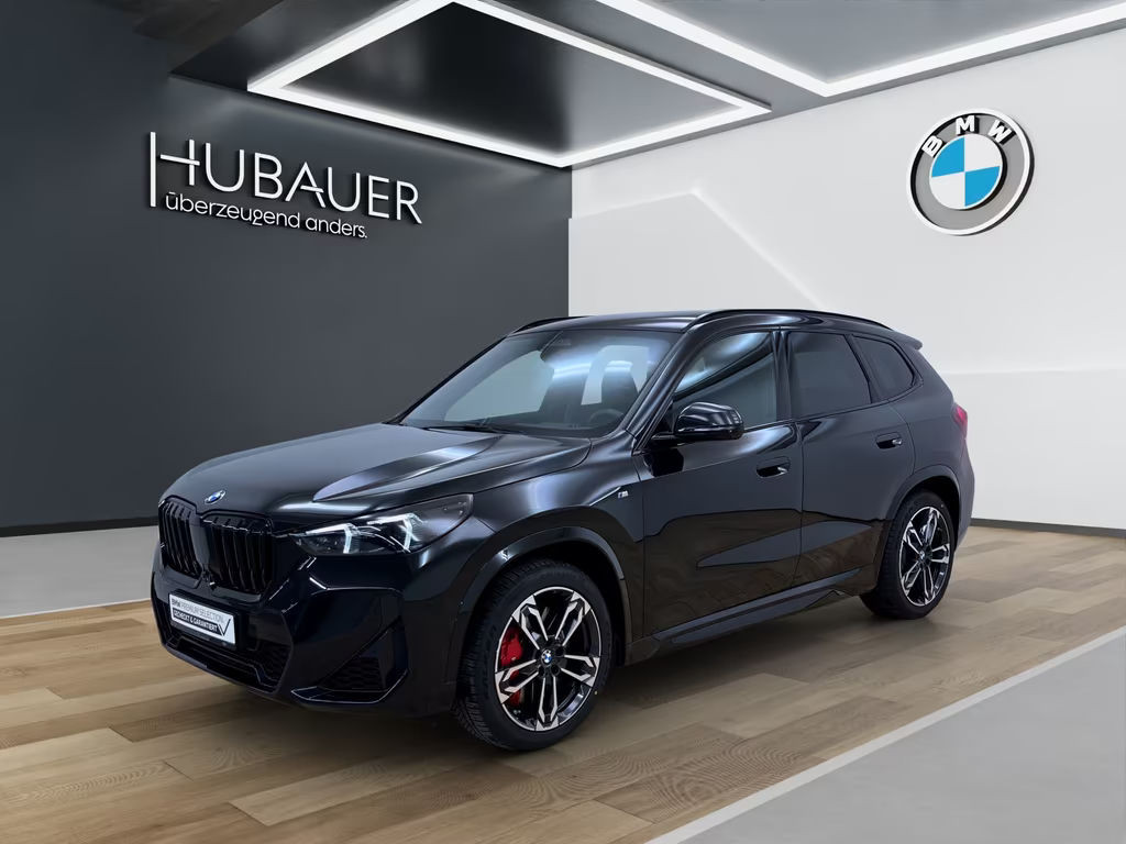 BMW X1 xDrive23i [M Sport Pro, HK Sound, AHK, ACC]