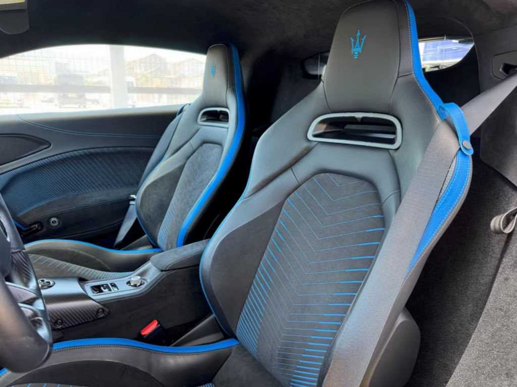 Maserati MC20