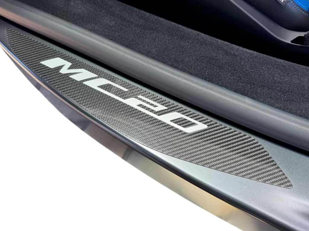 Maserati MC20