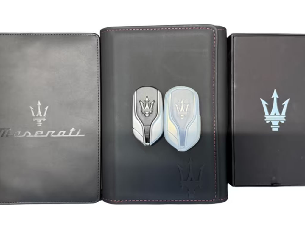 Maserati MC20