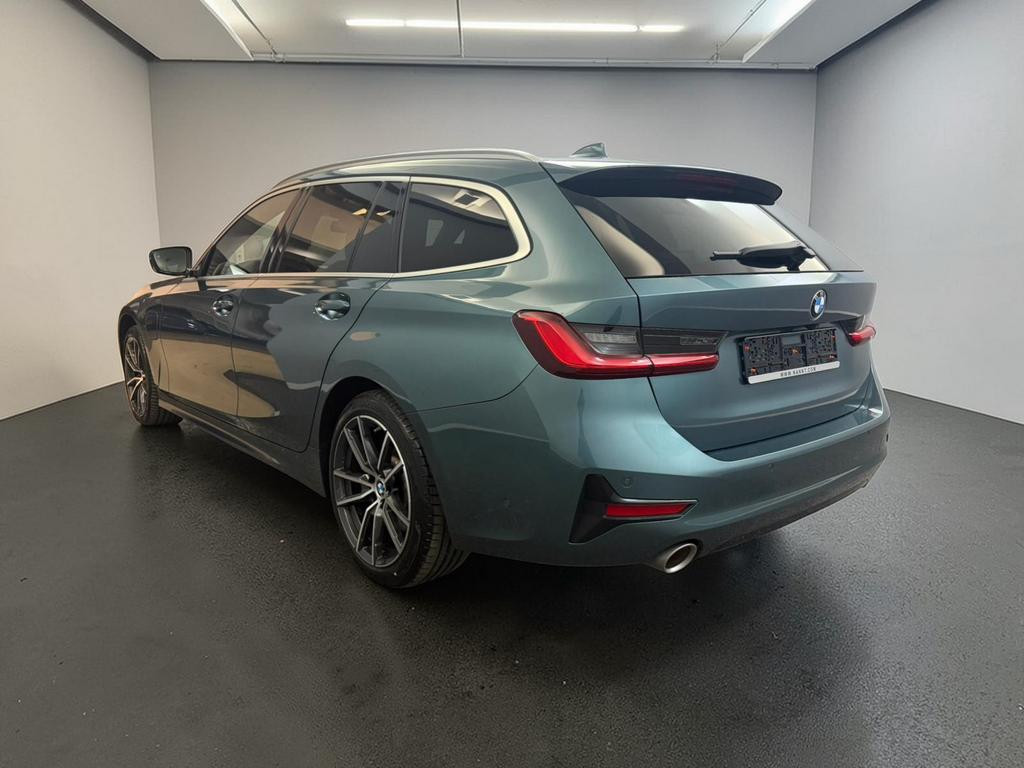 BMW 3 Serie 330 xDrive Touring 330e