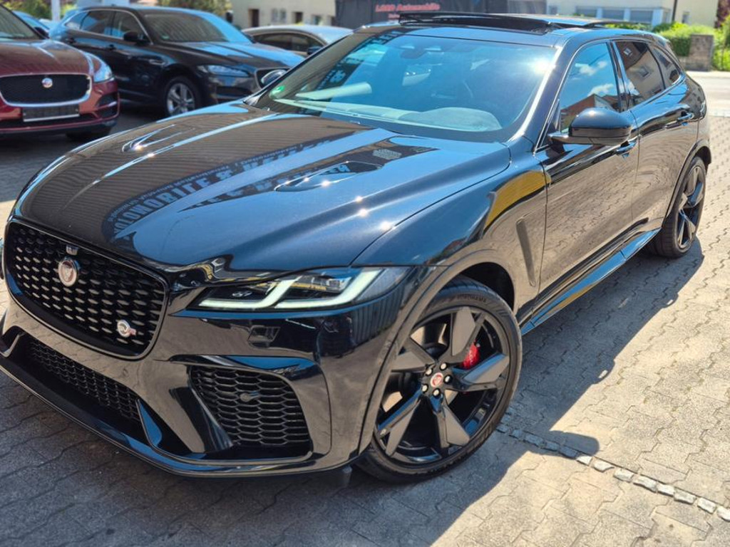 Jaguar F-Pace