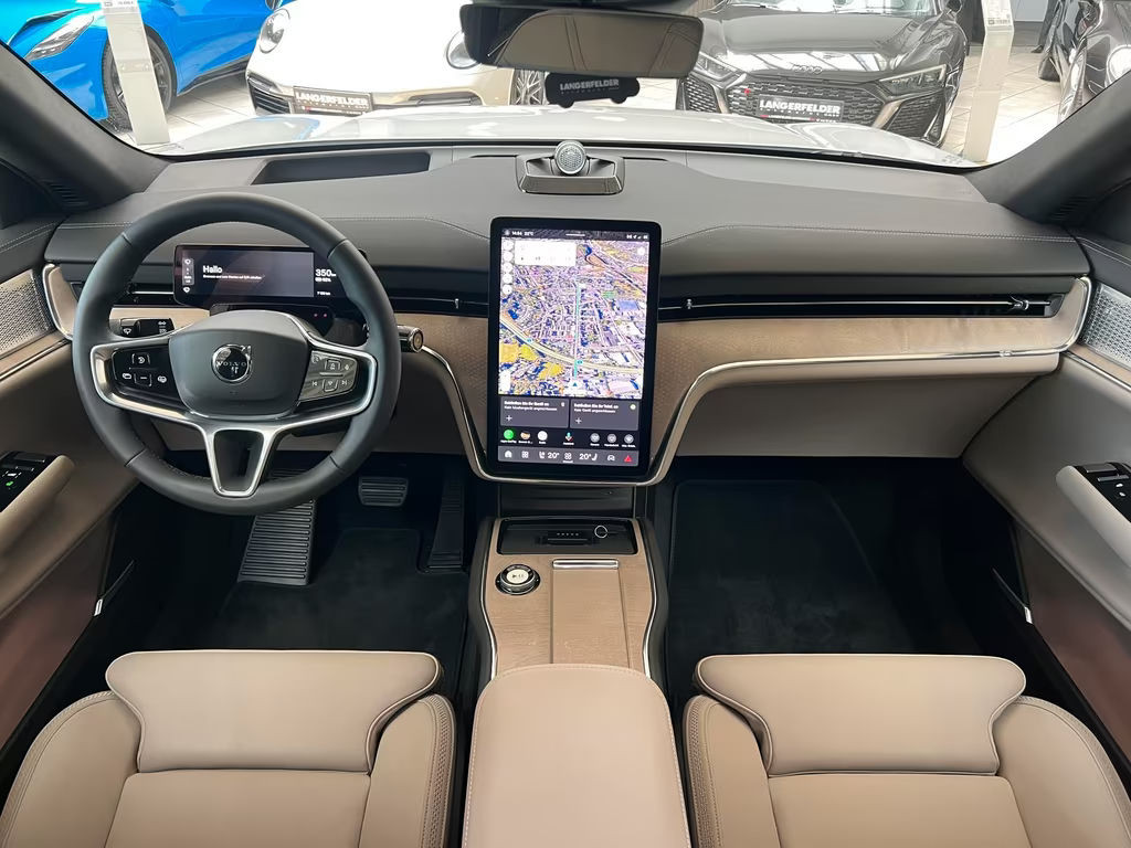 Volvo EX90