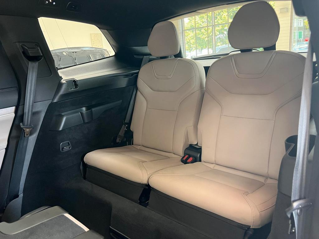 Volvo EX90