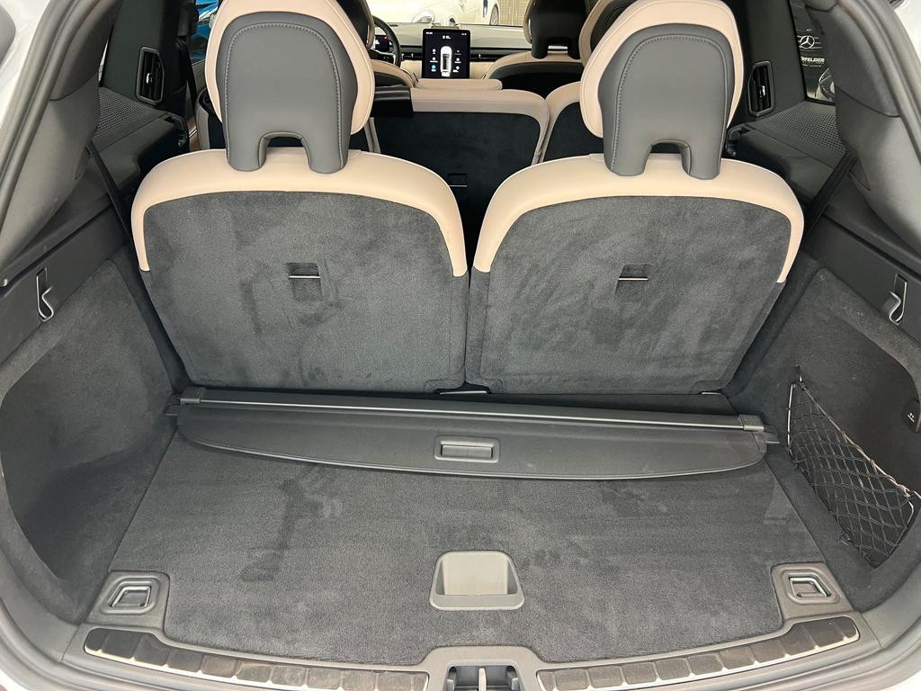 Volvo EX90