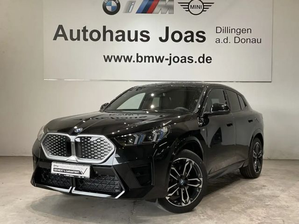 BMW iX2