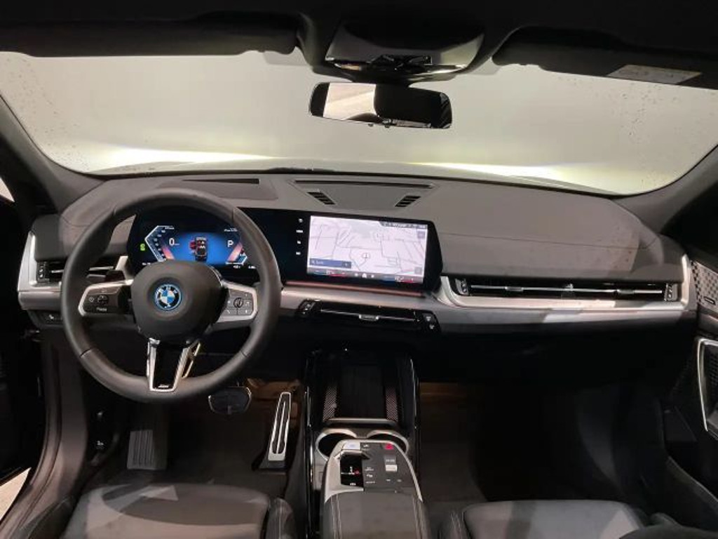 BMW iX2
