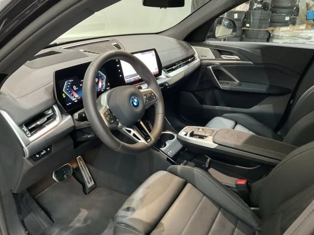 BMW iX2