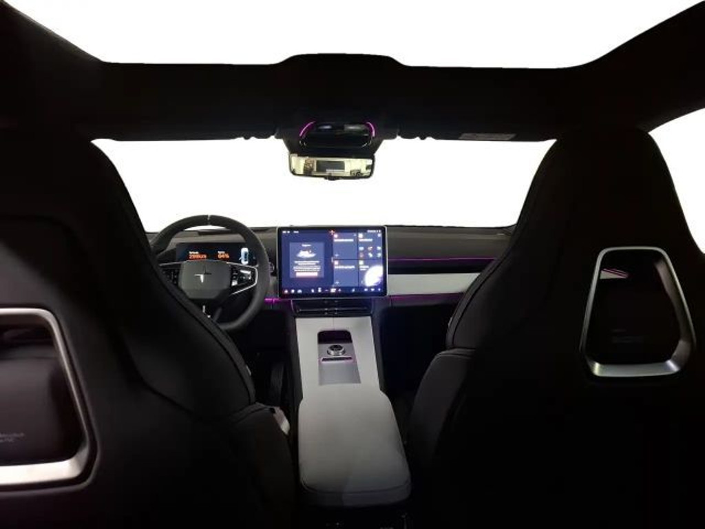 Polestar 4