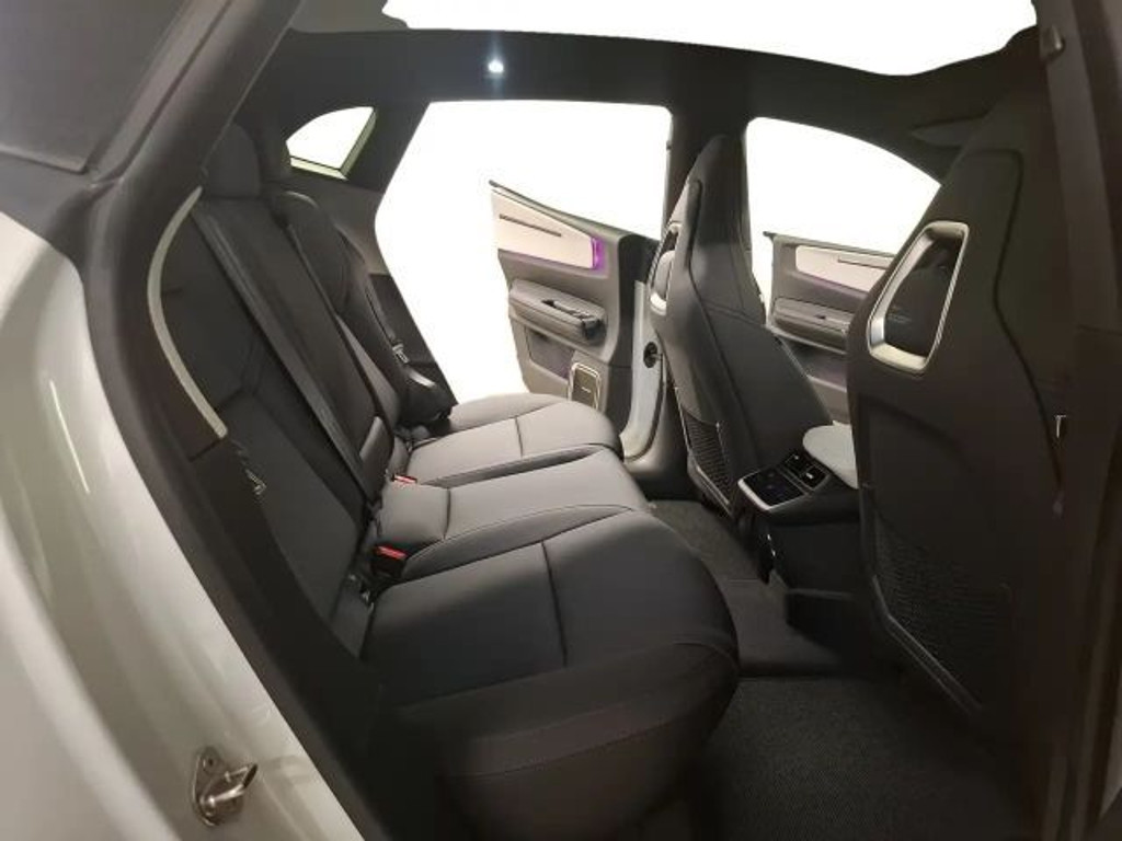 Polestar 4