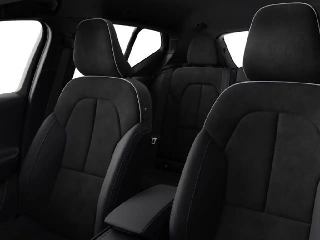 Volvo EX40