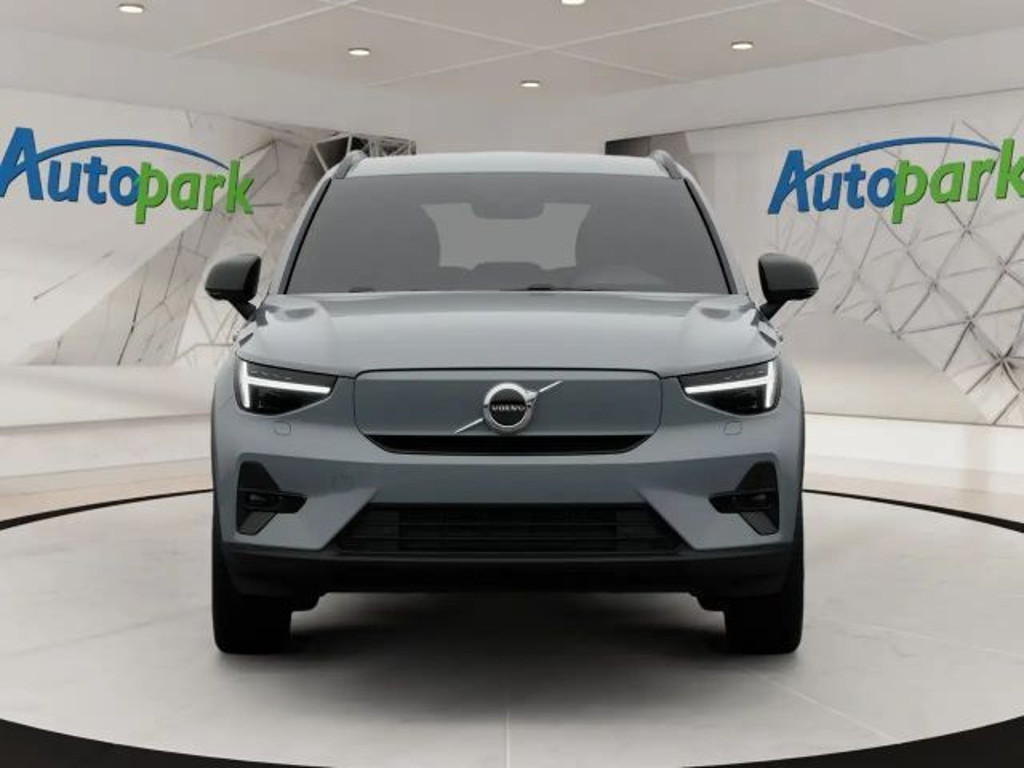 Volvo EX40