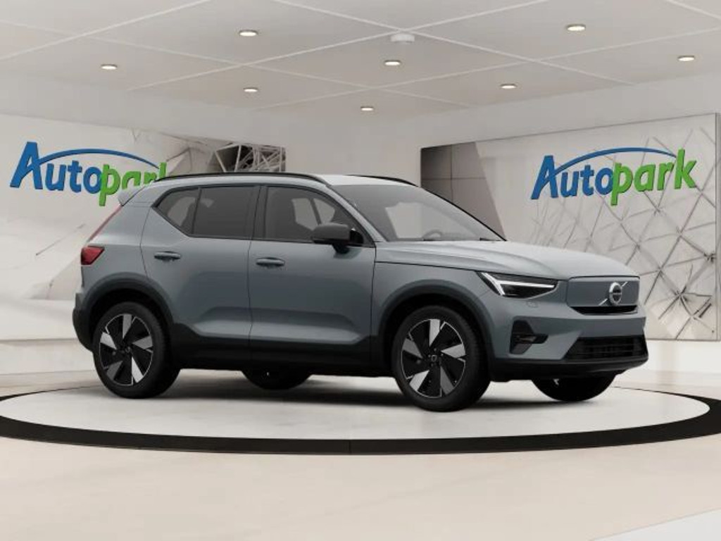 Volvo EX40
