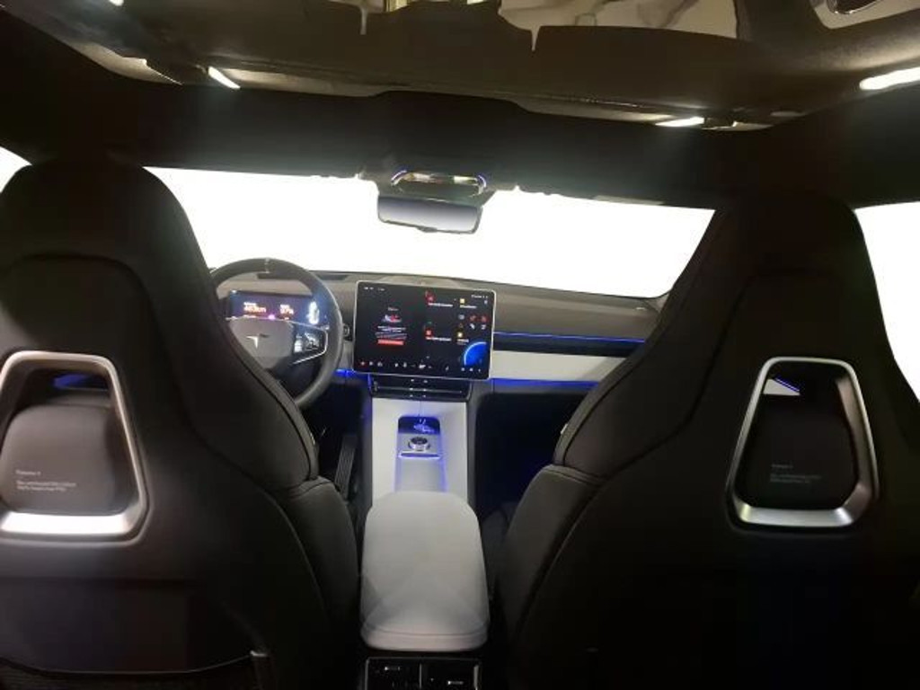Polestar 4