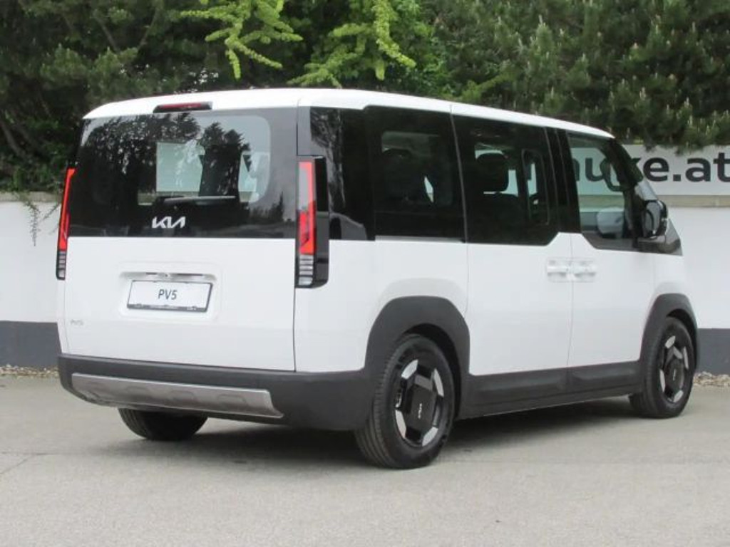 Kia PV5 Passenger