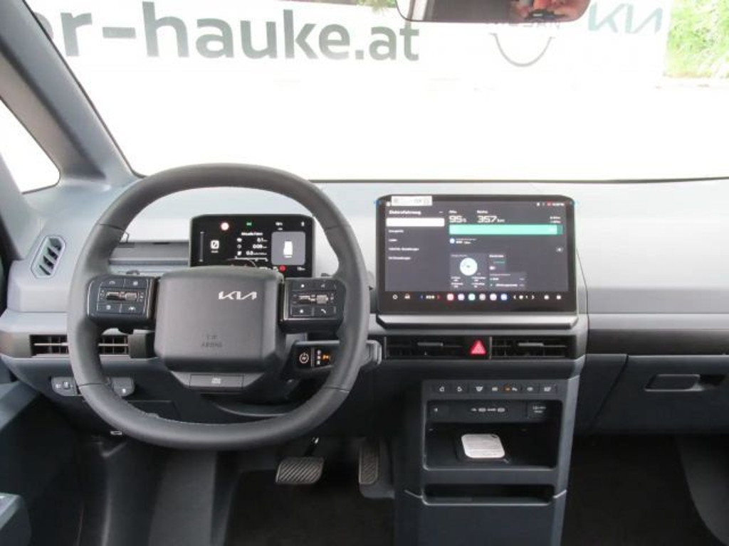 Kia PV5 Passenger
