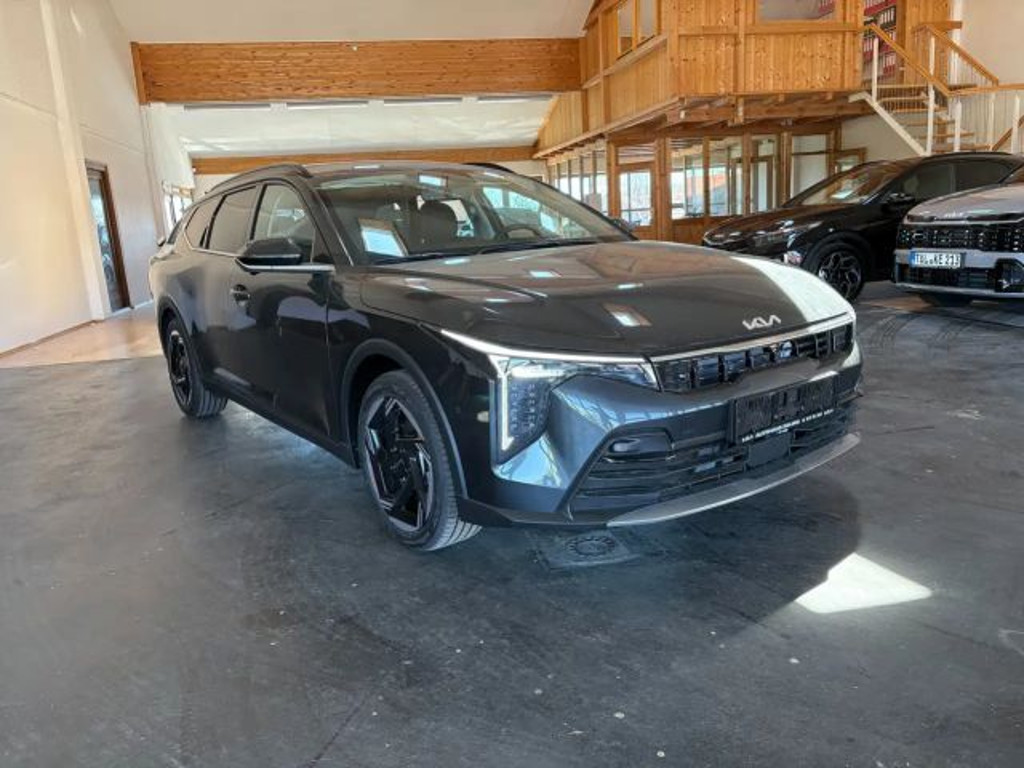 Kia K4