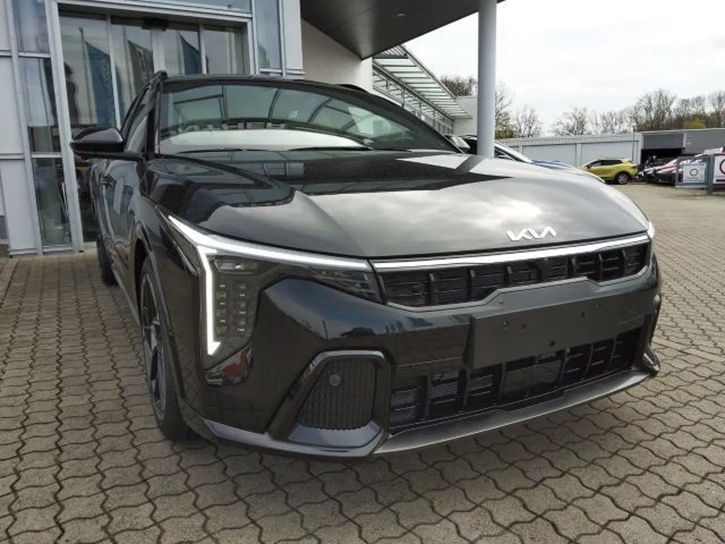 Kia K4
