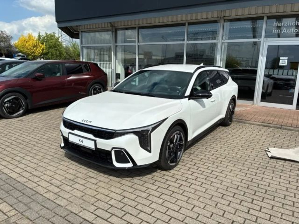 Kia K4
