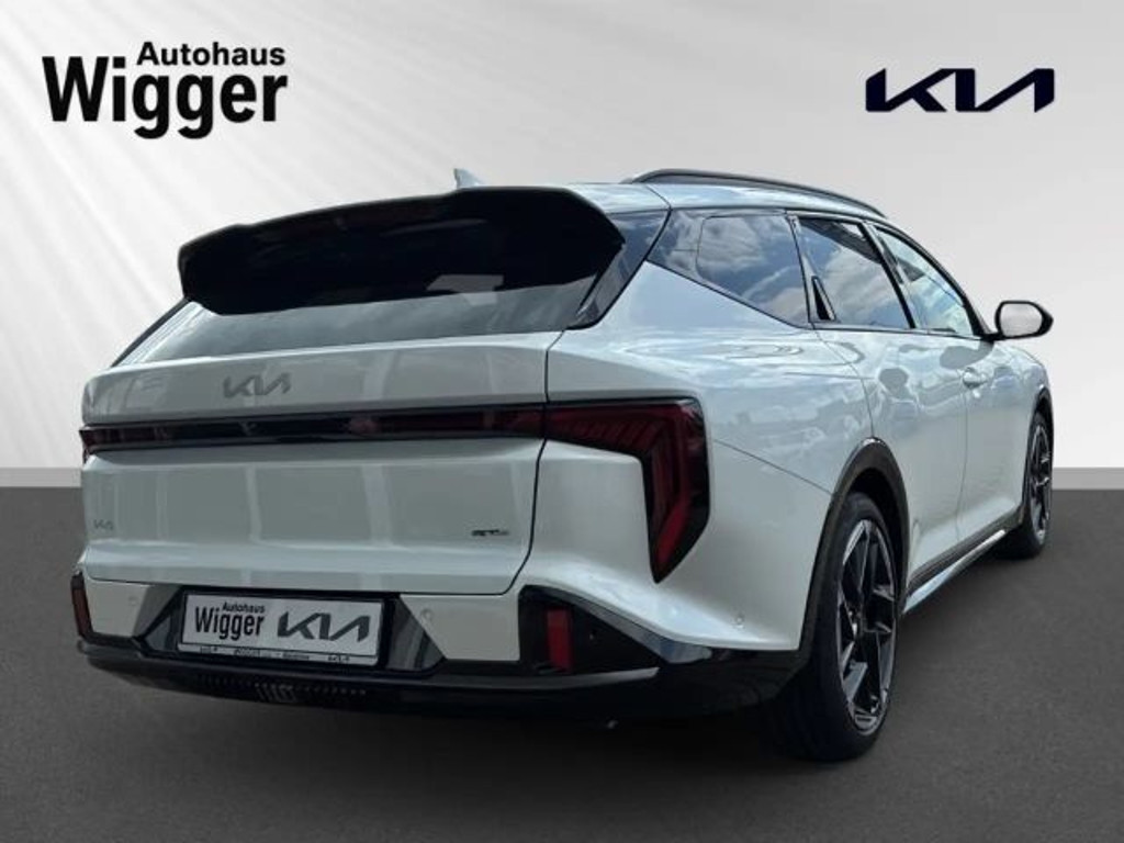 Kia K4