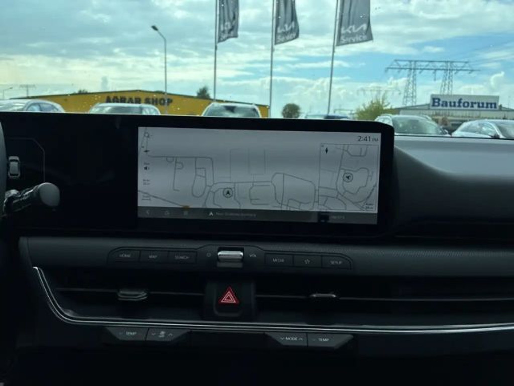 Kia K4