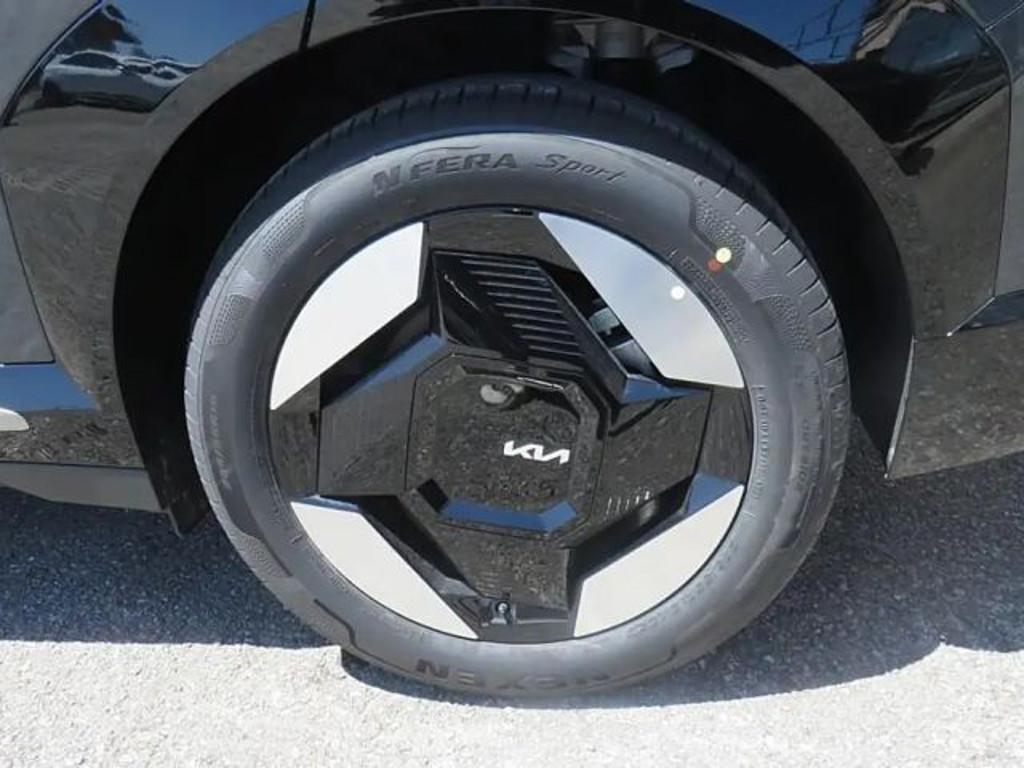 Kia EV5