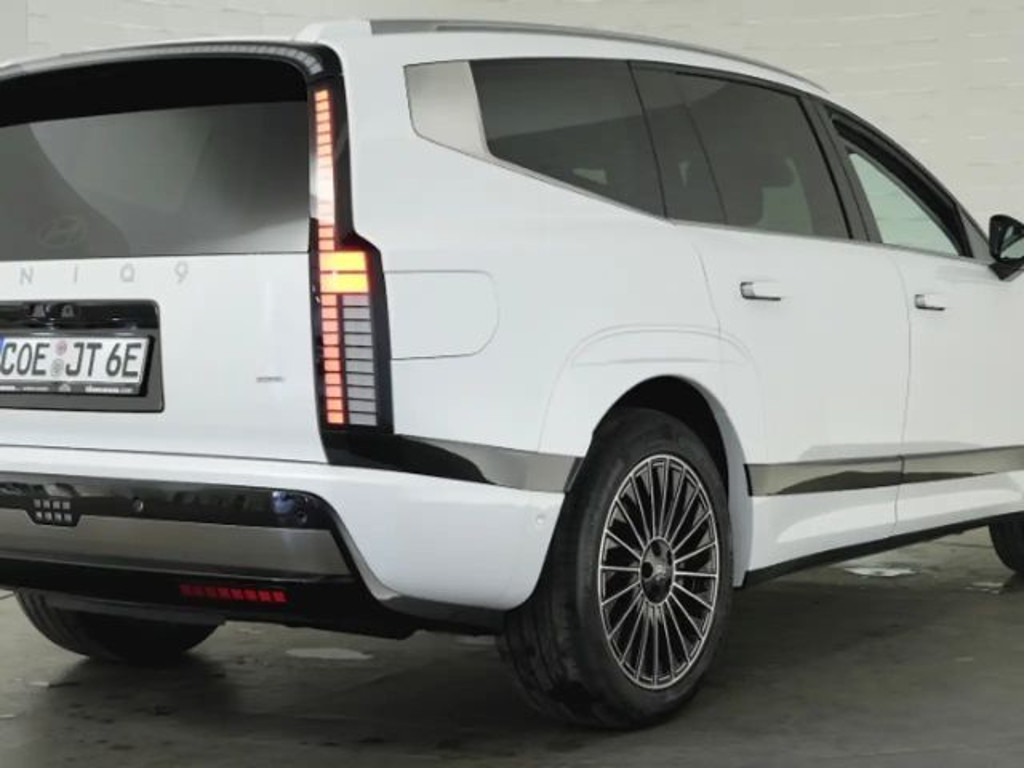 Hyundai IONIQ 9