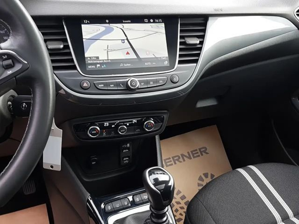 Opel Crossland X