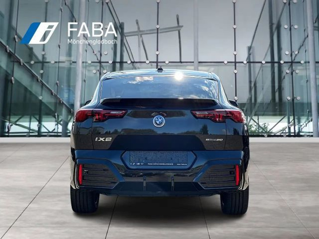 BMW iX2