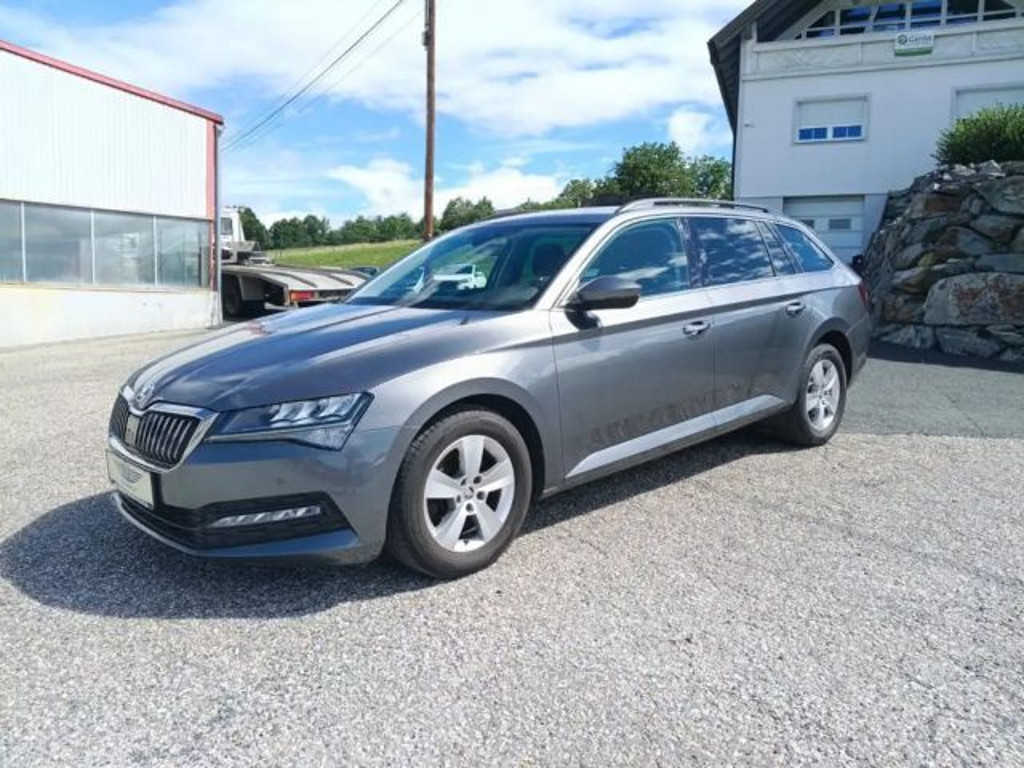 Skoda Superb Kombi 2,0 TDI DSG Automatik  LED 1 Besitz