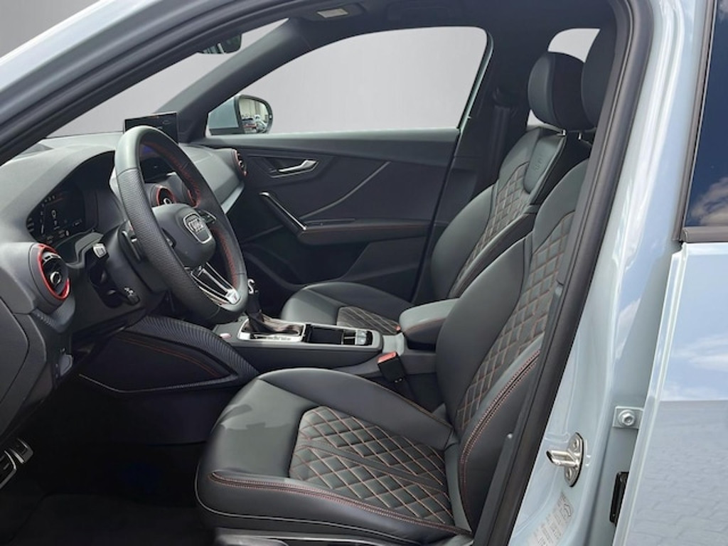 Audi SQ2