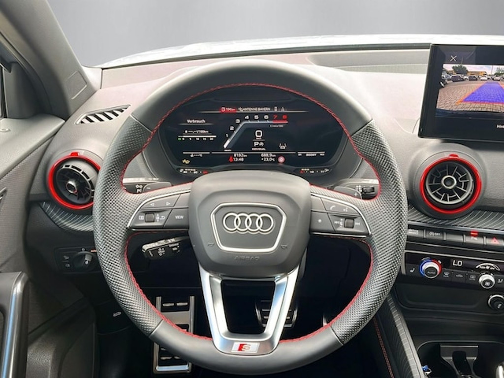 Audi SQ2
