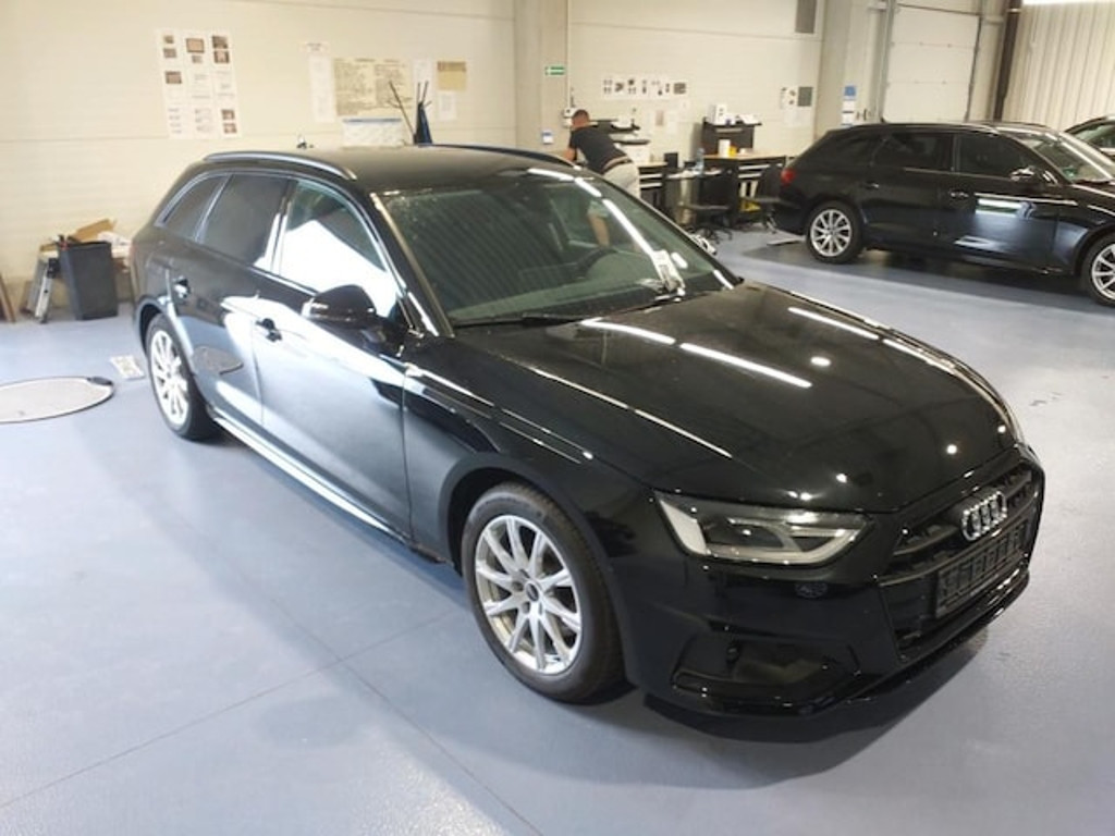 Audi A4 Avant S-Tronic 35 TFSI