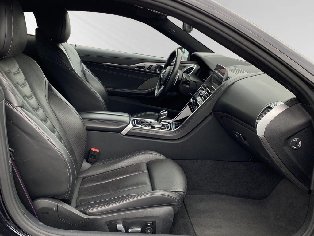 BMW M850